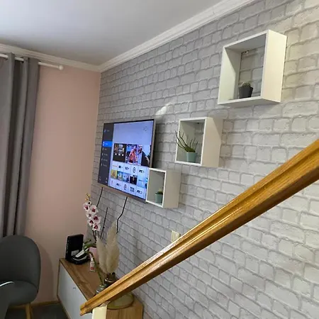 Cactus 021 Apartment Novi Sad